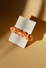 Thin silk scrunchie set - 1 scrunchie