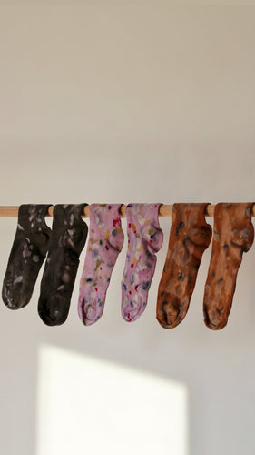 Botanically dyed organic cotton socks - SALE