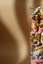 Thin silk scrunchie set - 1 scrunchie